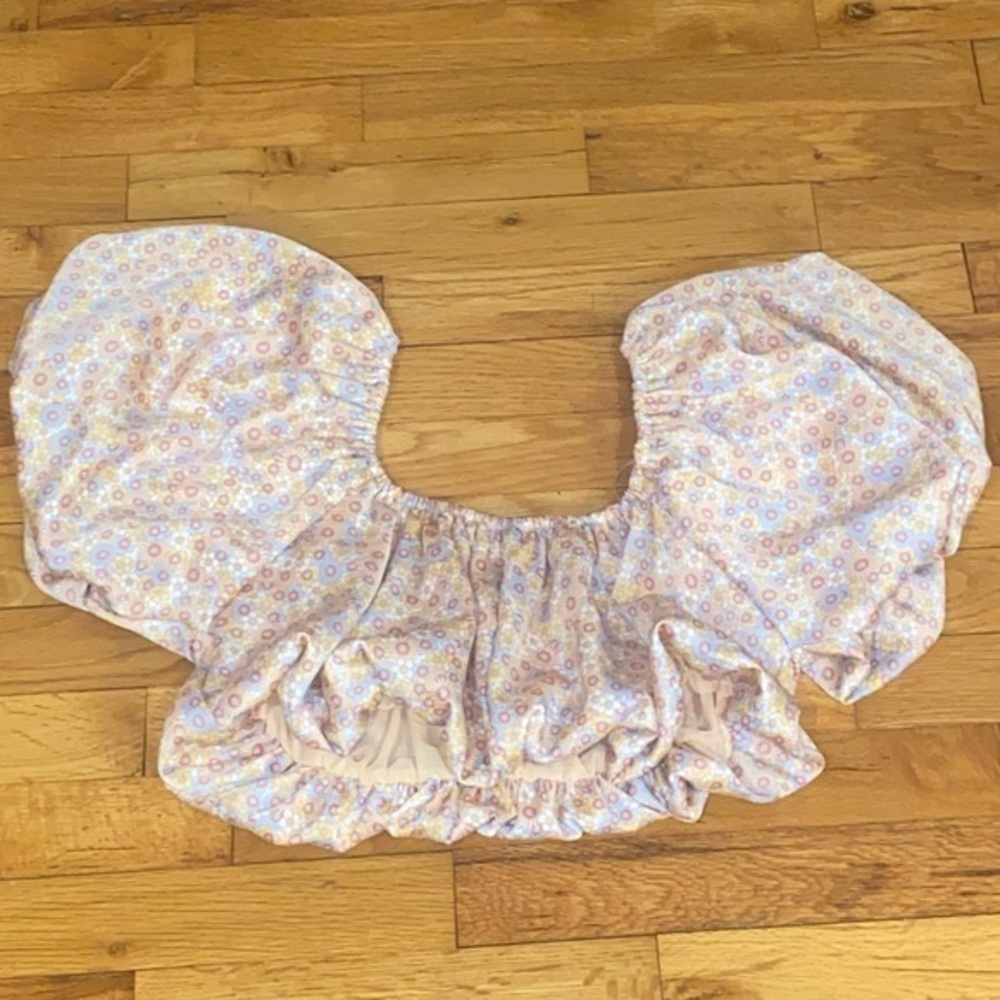 Zara Floral Crop Blouse - Picture 2 of 5